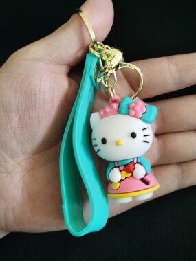 Hello Kitty Baker keychain